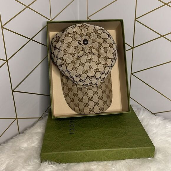 💯Authentic Gucci Cap with Cherryline🍀 - Picture 14 of 16